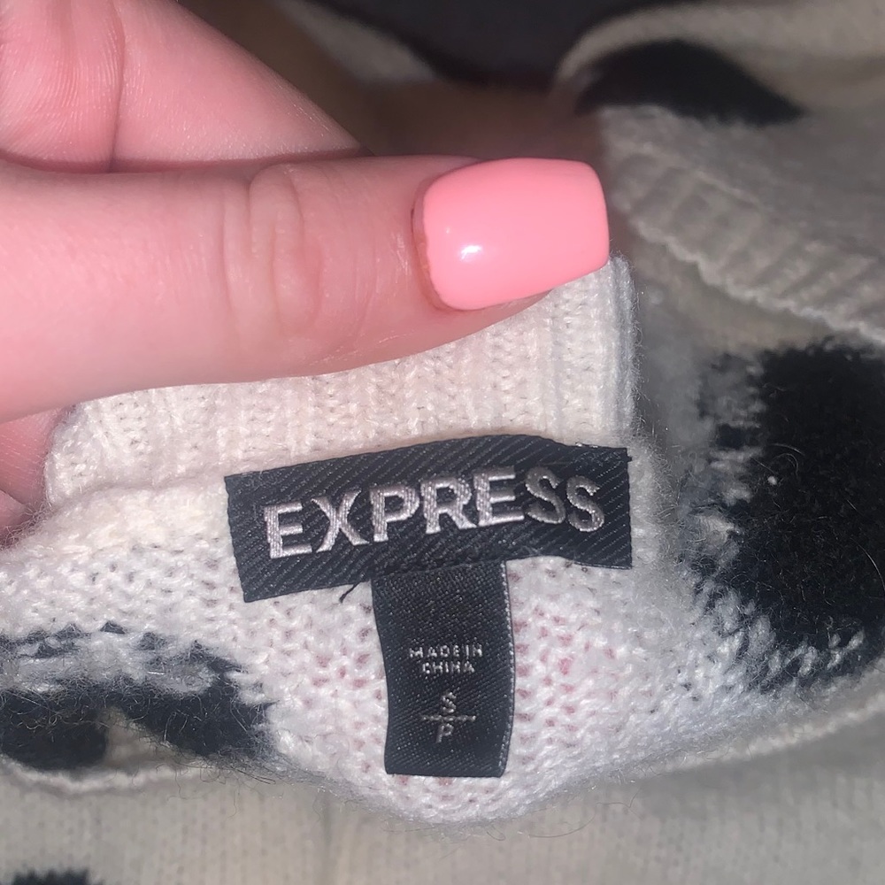 Sweater - Picture 2 of 2